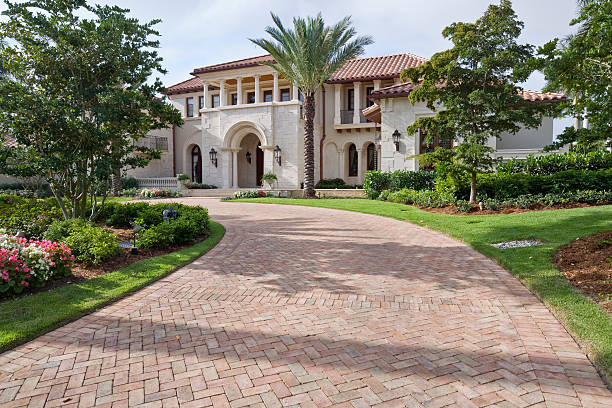 Best Driveway Pavers Contractor  in Broadview Heights, OH